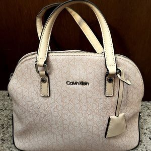 Calvin Klein Purse. Light Pink.
